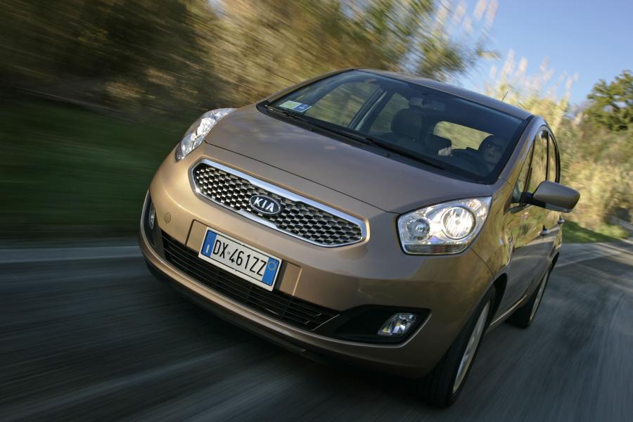  Kia Venga 2010 года  (фото 92 из 199)